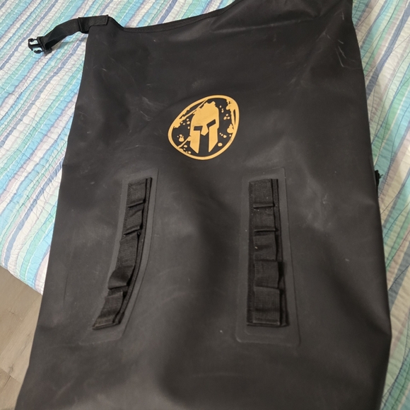 Premium Spartan Black Rollie Waterproof Luggage - Picture 7 of 7